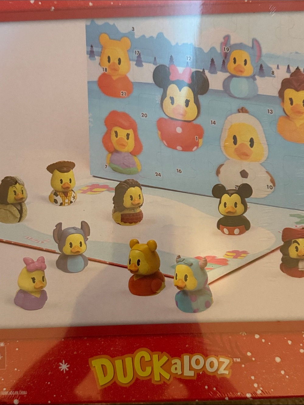 Disney Duckalooz Holiday Advent Calendar - Red and White Packaging - Picture 3 of 3